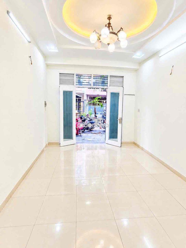 Nhà ôtô đỗ trước 4x17m 2lầu (4pn 3wc) hẻm 8m thông. 1/ phan đình phùng - Ảnh 2