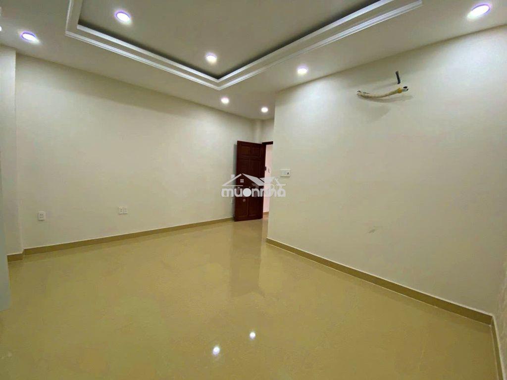 Bán nhà 3 tầng - dt 80m2 - ngang 5m - sổ riêng - gần chợ bình triệu - Ảnh 3