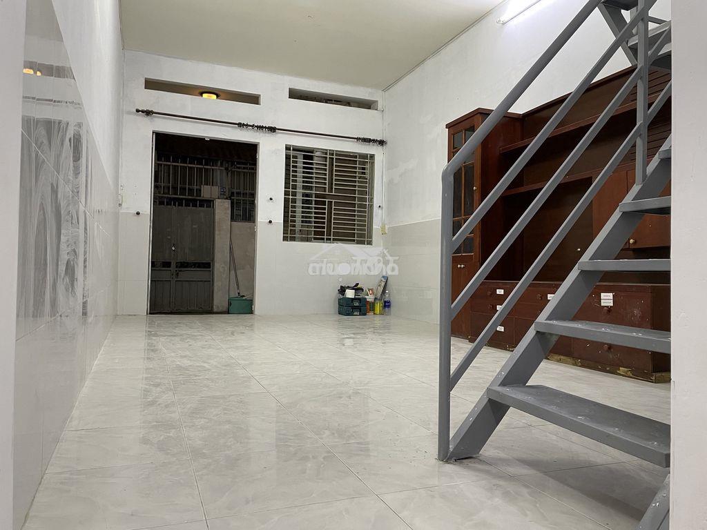 Cho thuê nhà nguyên căn hẻm 482 nơ trang long - Ảnh 3