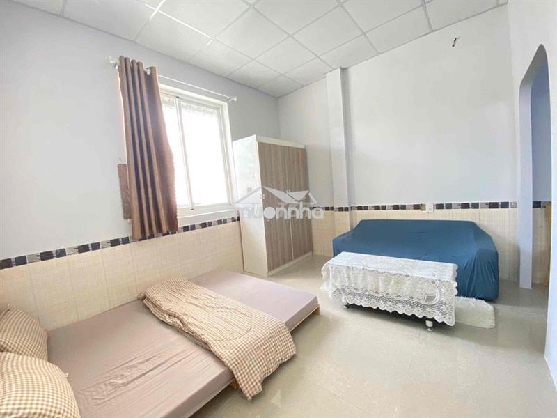 1 phòng ngủ tách bếp cửa sổ ngay hồ văn huê