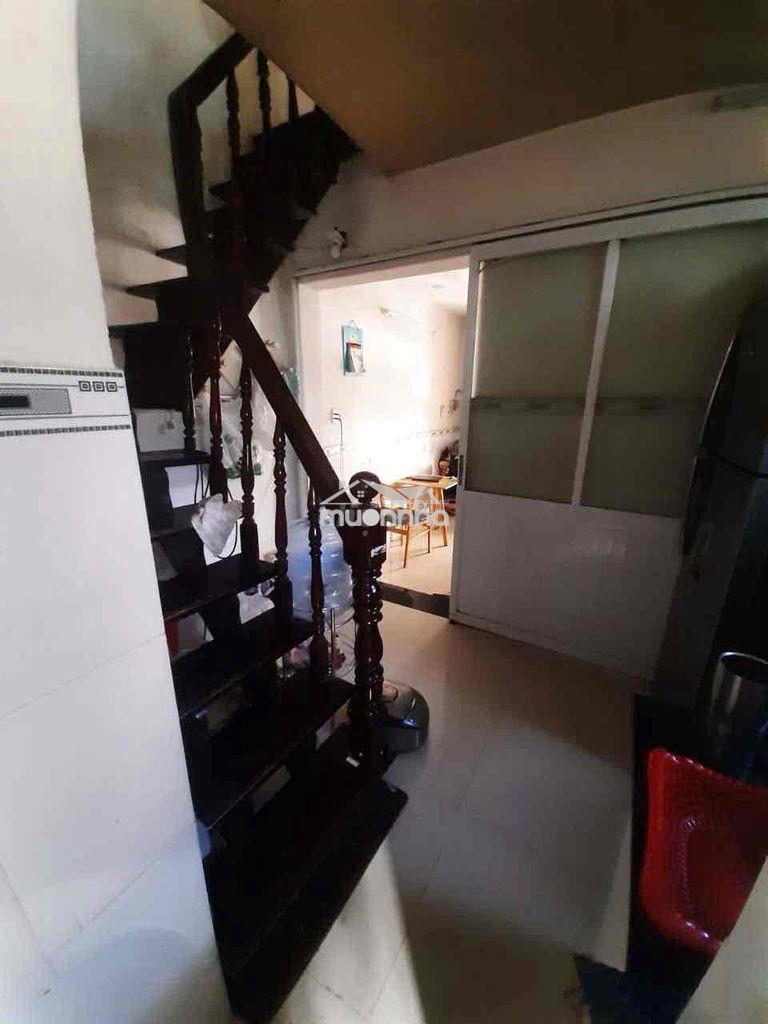 Nhà cho thuê 1 lầu 2 phòng q8 - Ảnh 2