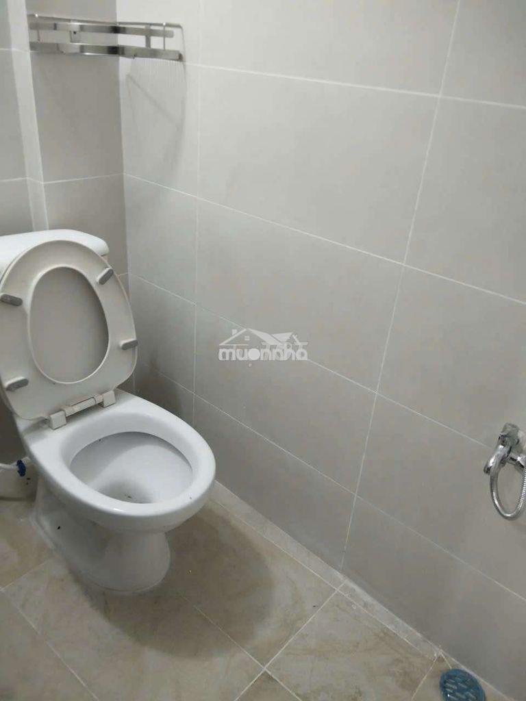 Cho thuê nhà hẻm xe ba gác đường cống quỳnh q1, 9tr/th. nhà mới  - Ảnh 4