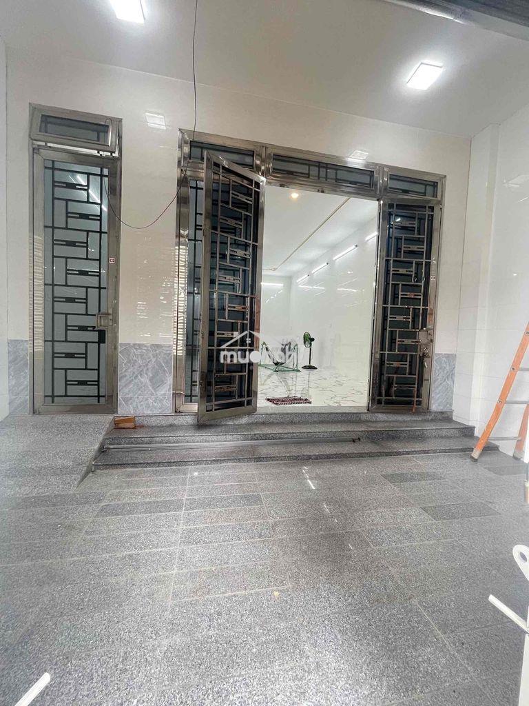 Nhà trệt 2 lầu sân thượng trục chính kdc nam long - Ảnh 2
