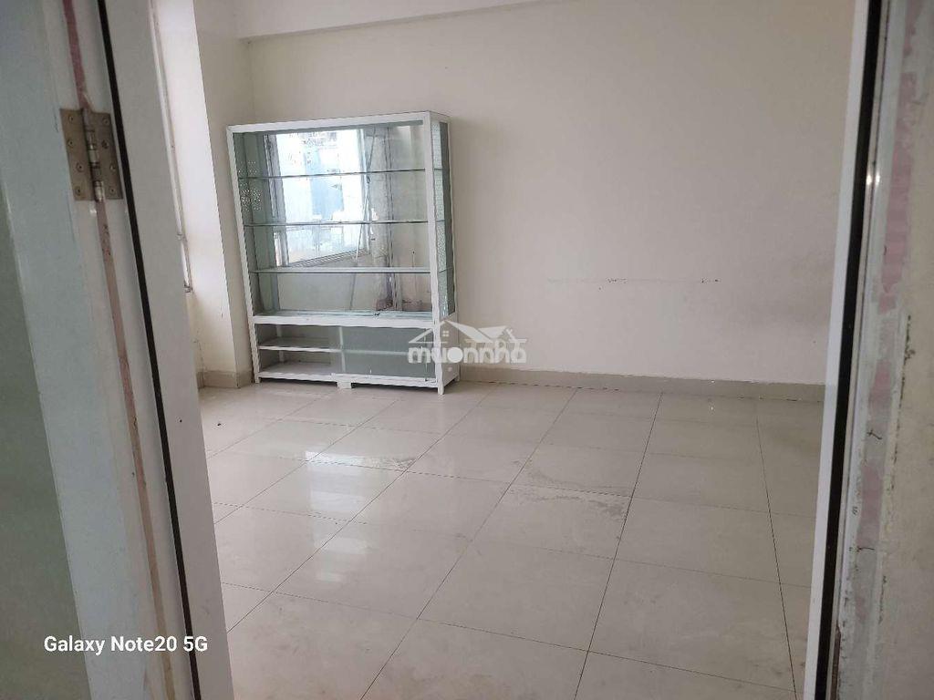 Cho thuê văn phòng 200m2 - Ảnh 2