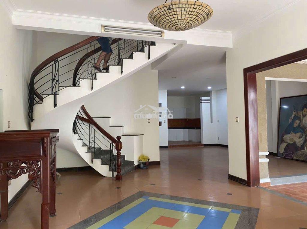 Bán biệt thự hẻm ô tô lạc long quân - 4