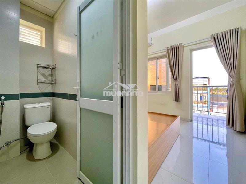 Cho thuê studio ban công mới + thiết kế phù hợp cho cặp đôi