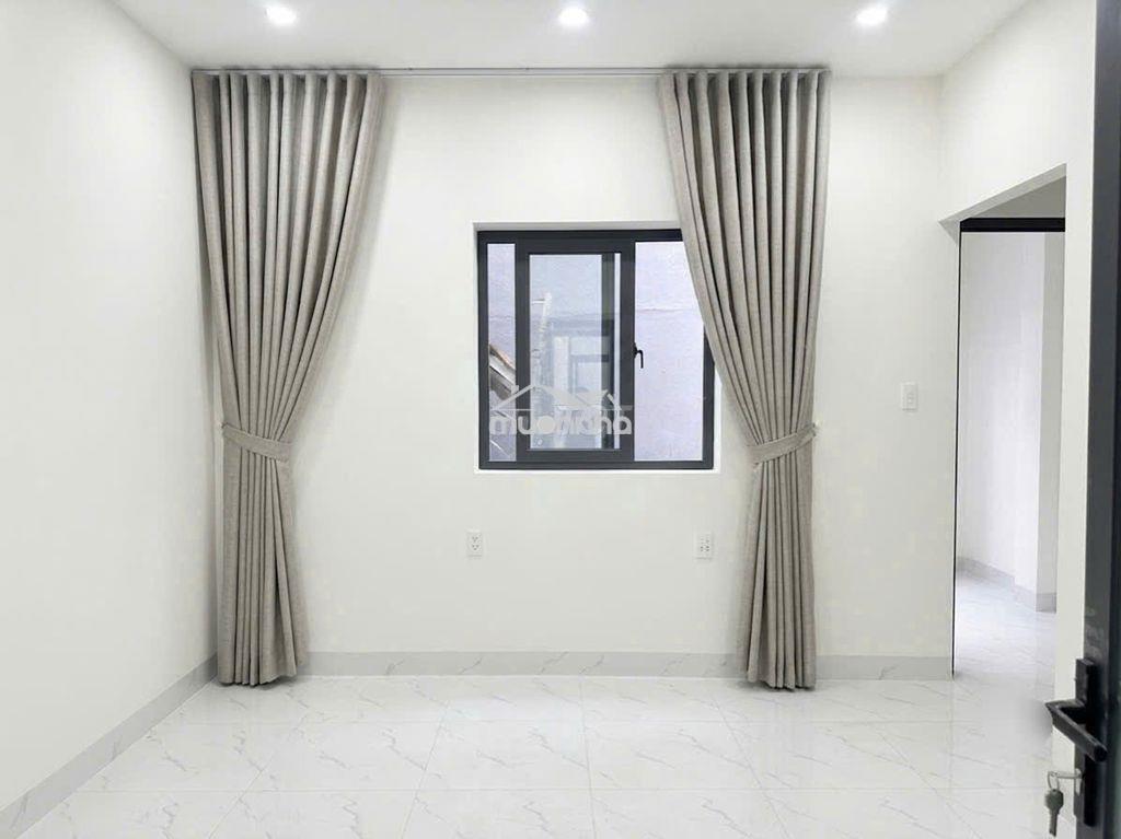 Cho thuê nhà mã lò -mới  -2 tầng -52m2-đường 8m có lề -sát mặt tiền - 4