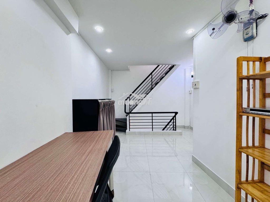 Nhà đẹp ở ngay sát mặt tiền huỳnh văn bánh 20m2_3t đúc đủ công năng - 4