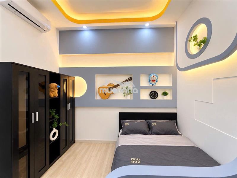 Khai trương chdv mới 100% ngay đh ueh  ngay cv lê thị riêng 