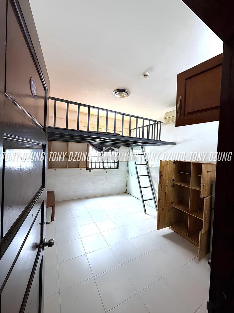 Phòng gác, cửa sổ  full nội thất - tách bếp - gần đh văn lang-ngay dqh