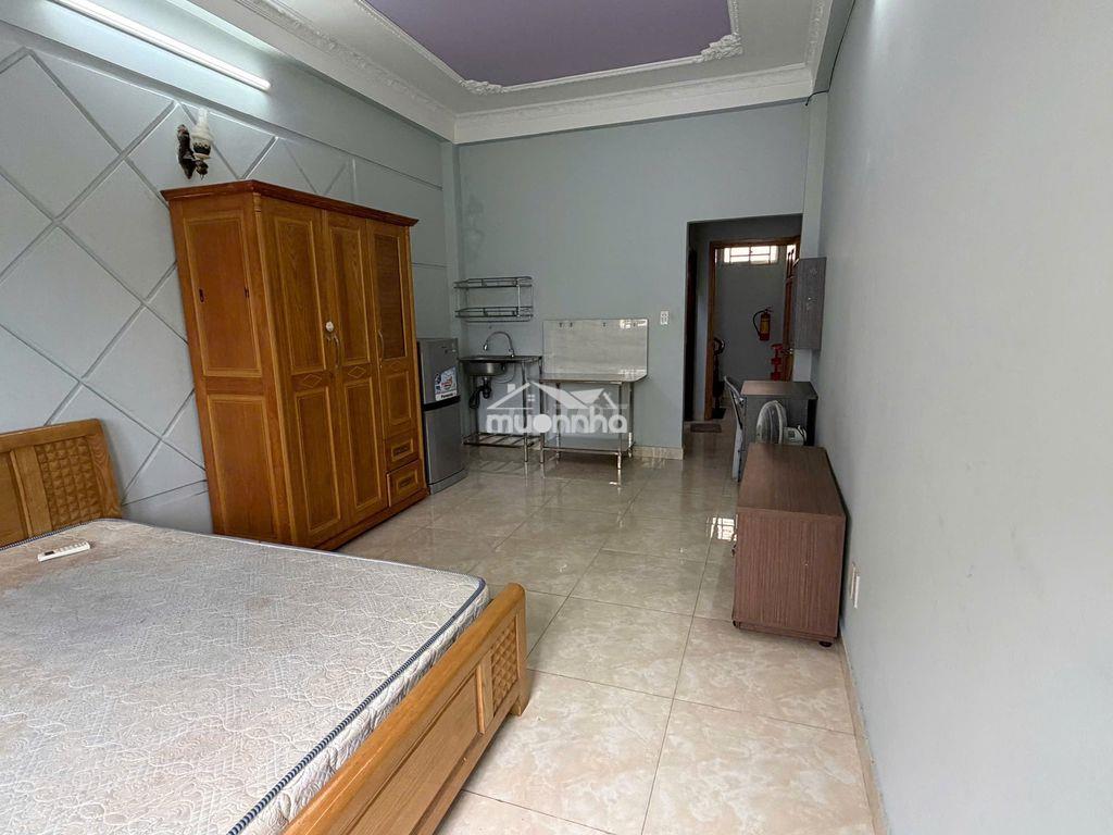 Phòng nơ trang long (ngay cầu băng ky), rộng, ban công lớn, full nthất - Ảnh 4