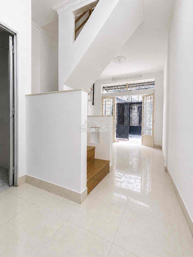 🚘 Chỉ 3.3 tỷ - hẻm xe hơi - 22m2 - nguyễn kiệm đối diện bv 175. - 3