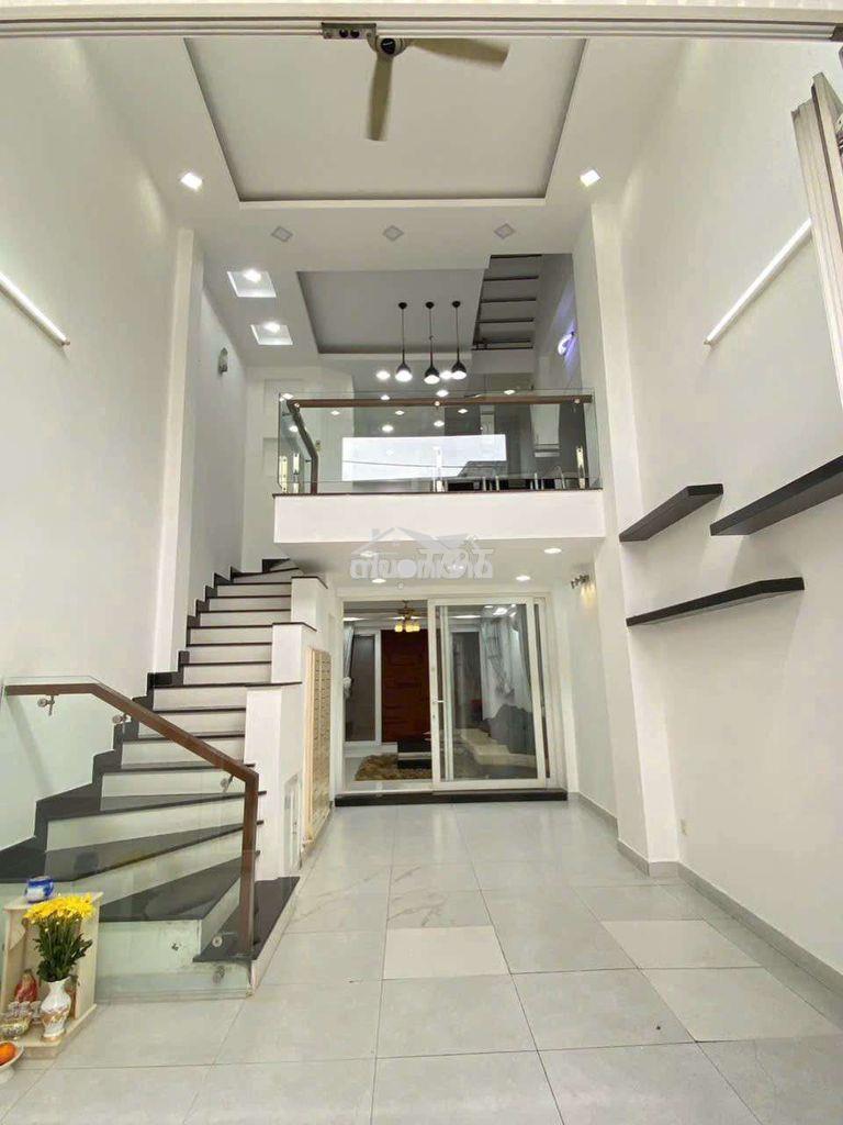 Cần bán nhà 1 trệt 2 lầu bình thạnh, dt 51,6m2, có tl giá tốt - Ảnh 2