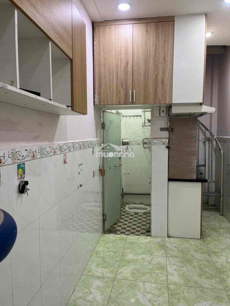 Cho thuê nhà nguyên căn hẻm nhỏ 2-3m hẻm 519/68/11 âu cơ tân phú