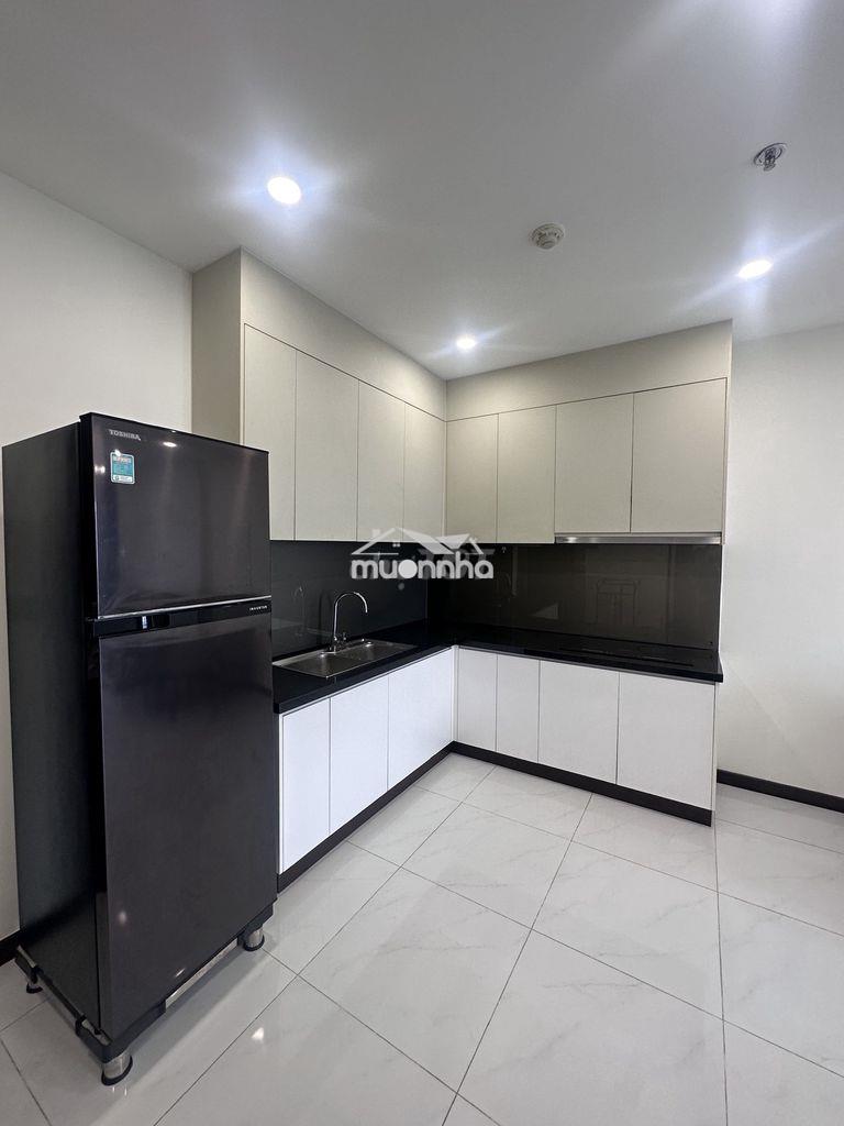 Chủ về tq, giảm 500tr, bán lỗ căn 2pn full nt , sky view  - 2