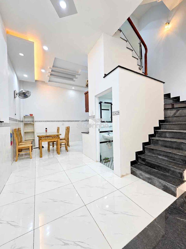 Bán nhà nhà bè hơn 5 tỷ | 52m² | ngang 5m nở hậu | hẻm xe hơi 8m | shr - Ảnh 4