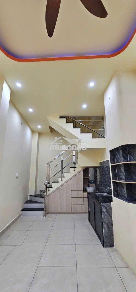 Nhà 2 phòng gần đầm sen - Ảnh 4