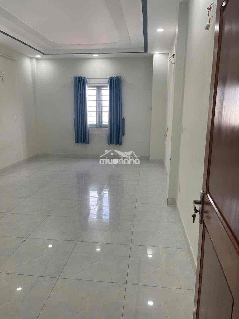 Cho thuê nhà 1 trệt , 3 lầu dt 4x25 , giá thuê  22tr - Ảnh 4