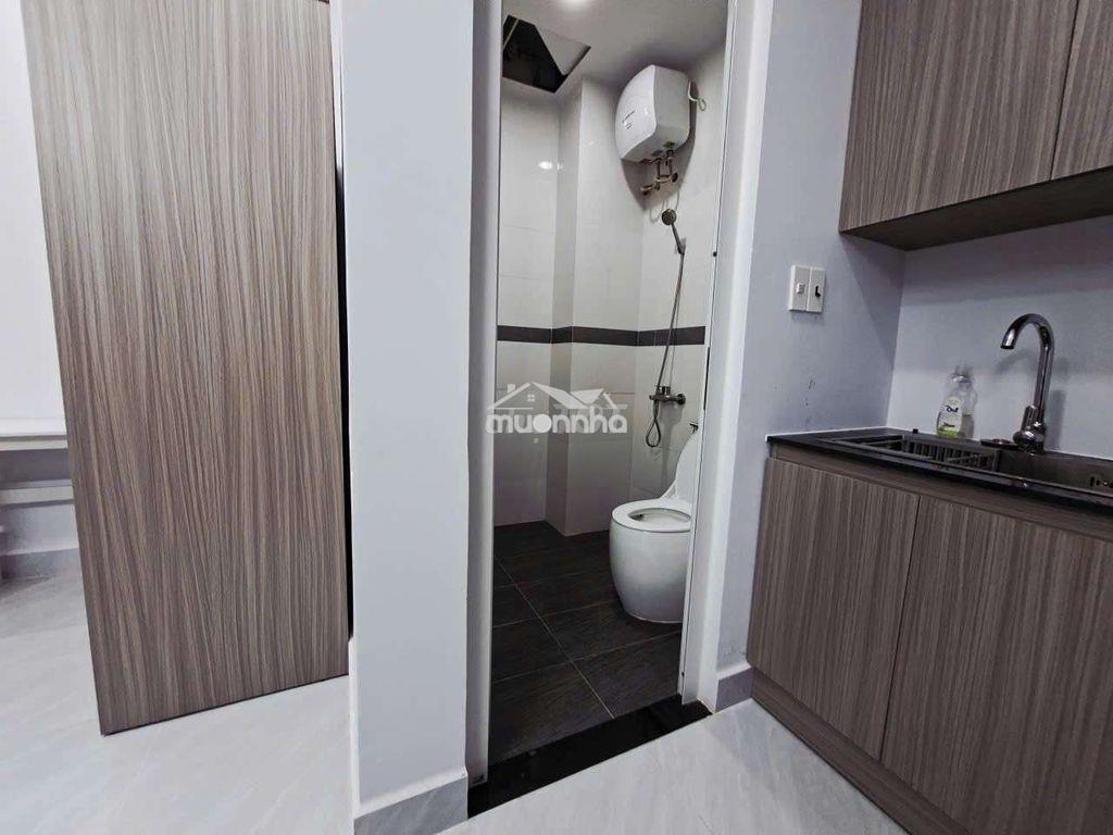Hot!!! phòng ban công toà số 10 lê bôi phường bình đông quận 8 - 2