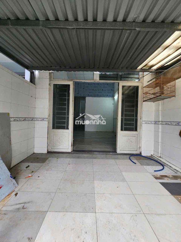 Nhà cấp 4 rộng 80m² - chỉ 8tr/ tháng- đường 49, hiệp bình chánh