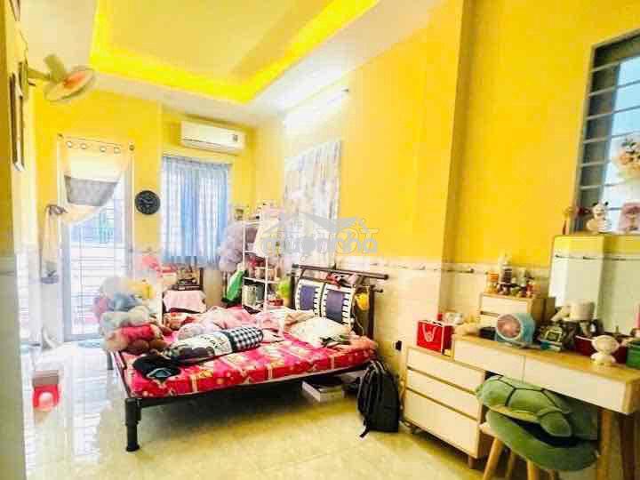Siêu hiếm bán nhà 3 tầng 50m2 - 3 mặt hẻm xe hơi lê quang định - Ảnh 3