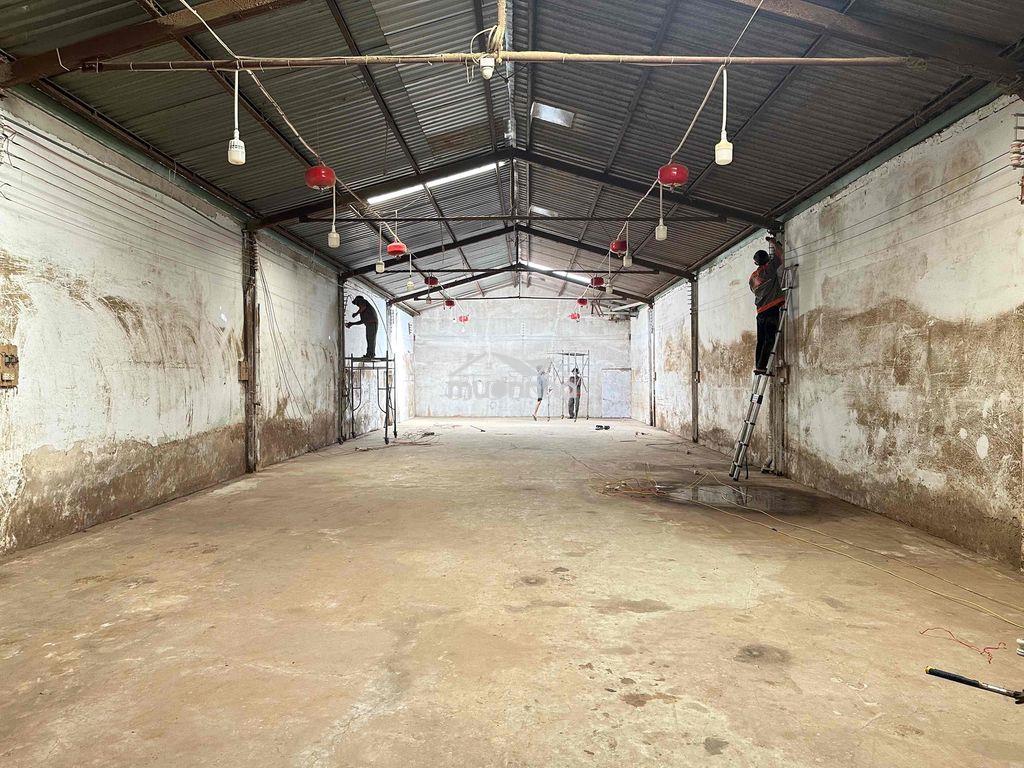 Cho thuê kho 8*50m hx tải quốc lộ 1a tân thới hiệp - Ảnh 2