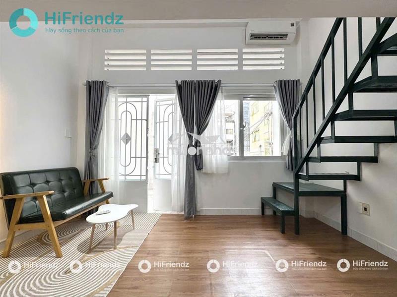 Duplex gác cao 1m7 rộng 30m2 ngay vạn hạnh mall đh huflit ueh hoa sen
