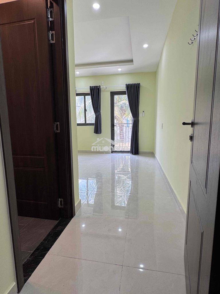 Phòng ban công - full nt - giảm 200k/5 tháng đầu
