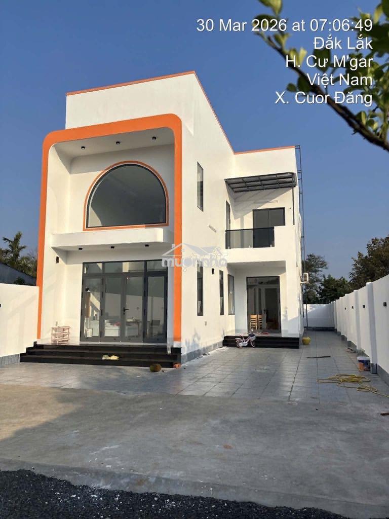 Cần bán nhà mới xây do kẹt vốn