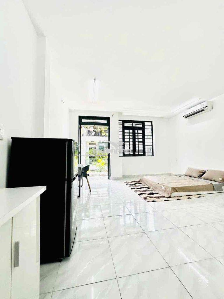 Phòng bancol diện tích lớn gần cv làng hoa - Ảnh 2