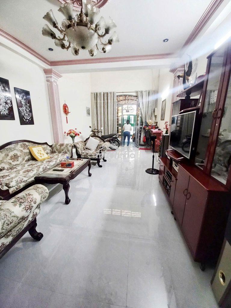 Cho thuê nhà 2 lầu 100m2 đường lê văn lương, giá chi 25 triệu