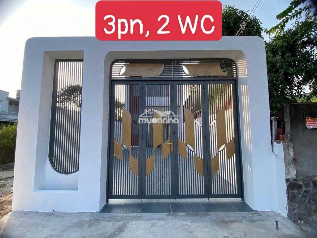 Chủ quen gửi bán gấp nhà 217m2 hoàn công 700 triệu cách ql 22 đúng 5p - Ảnh 2
