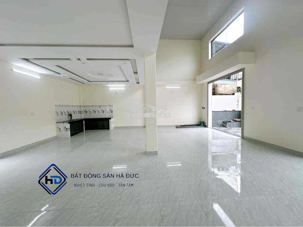 Nhà đúc lửng 10x15 mới đẹp hẻm xe hơi thông giáp quận 12 - Ảnh 3