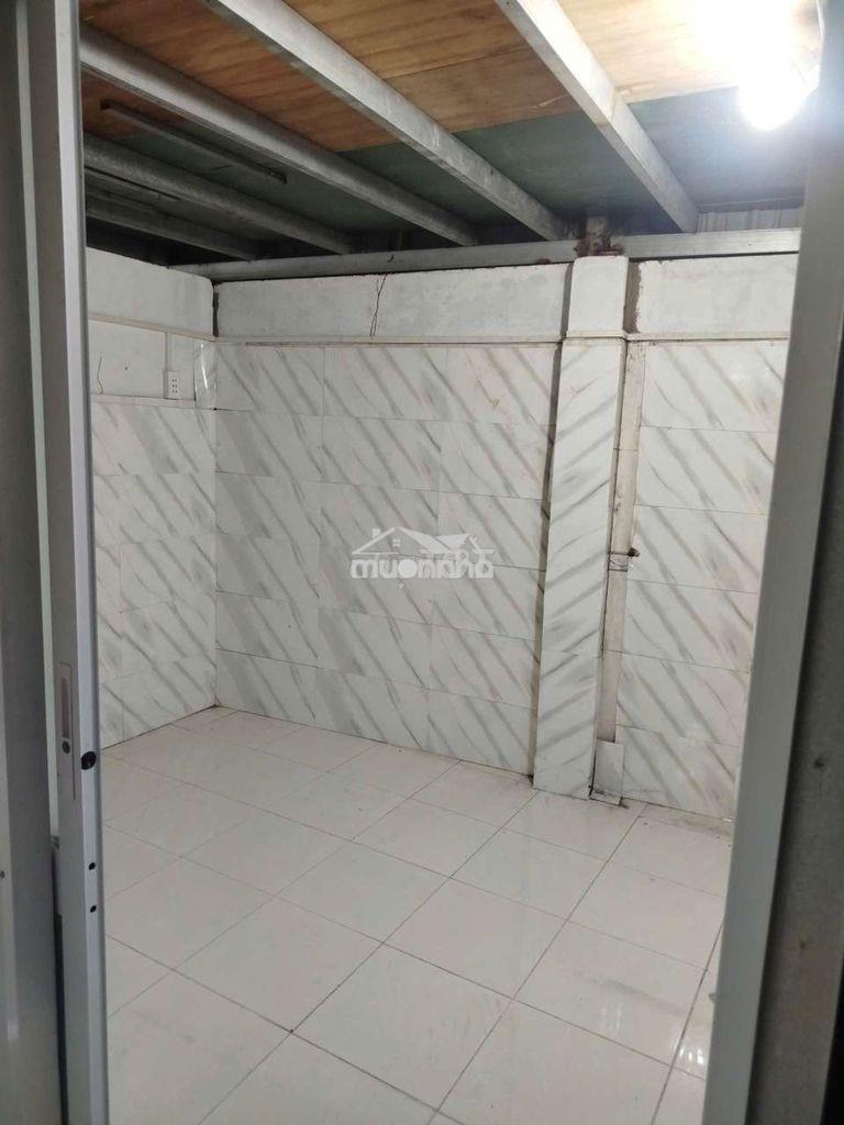 Nhà giá rẻ gác,2 phòng, hẻm xe hơi gần lê thị hà tân xuân 1 hm - Ảnh 3