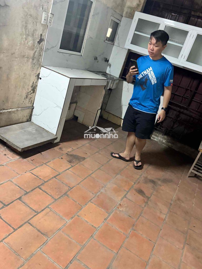 Cho thuê nhà nguyên căn phố huế  trung tâm quận đầy đủ trang thiết bị. - Ảnh 3