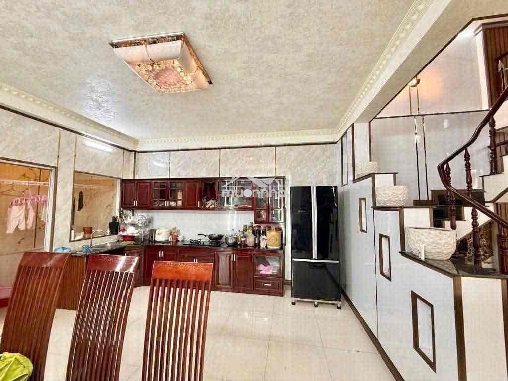 Bán nhà gấp 2 tầng dt 101m2 kp chiêu liêu p dĩ an - Ảnh 4