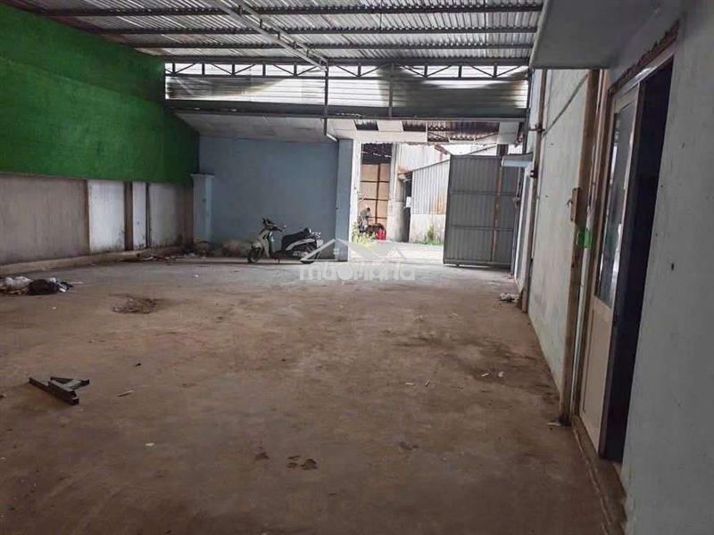 Kho xưởng 230m/10tr có văn phòng