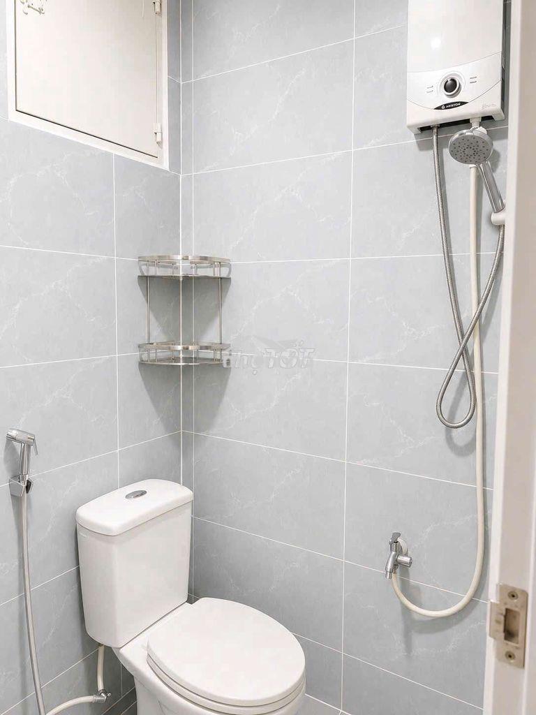 🔥Nhà xây 4 lầu giáp mặt tiền cách mạng tháng 8 hẻm xe hơi sát quận 1.🏡 - Ảnh 4