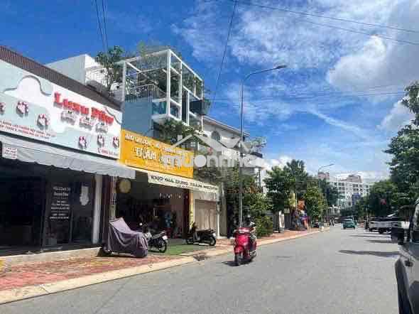 Cho thuê nhà mặt tiền kinh doanh – gần vòng xoay hiệp thành 3, thủ dầu