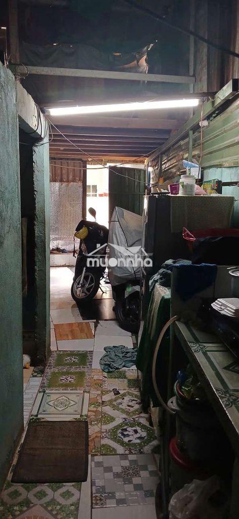 Bán nhà nhỏ 40m2 hẻm 384 nguyễn tri phương gần chợ dĩ an 2 hẻm xe hơi - Ảnh 2