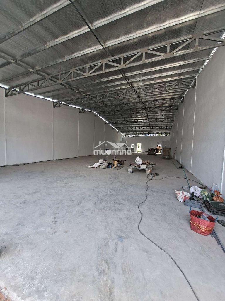 Cho thuê kho ngã tư ga 370m2 35tr - 3
