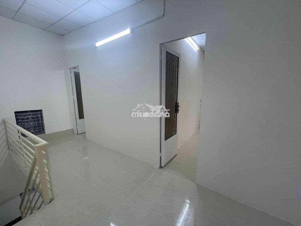 Nhà 1 trệt 1 lầu 6x8m 2 phòng 2 wc hẻm đường hoàng diệu - Ảnh 4