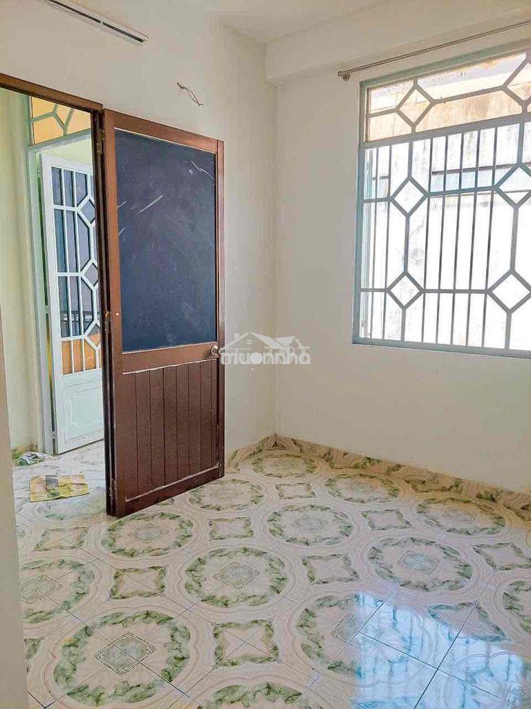 Cho thuê nhà nguyên căn đường nguyễn tất thành quận 4 - 4