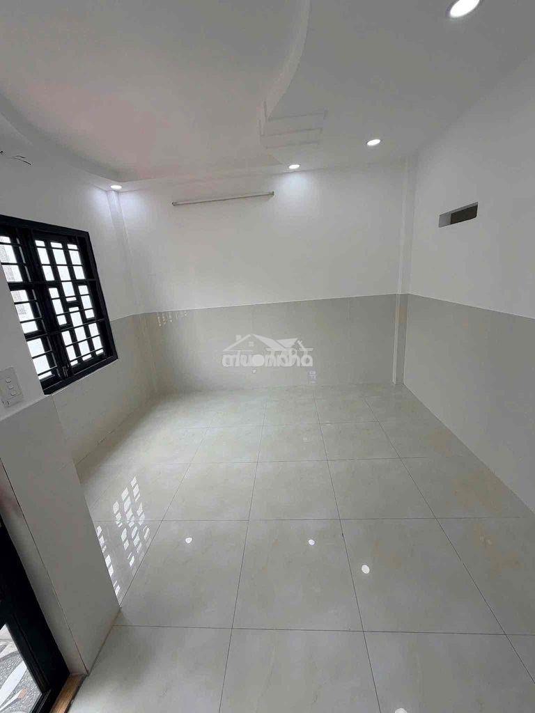 🔥🔥Cho thuê nguyên căn nhà mặt tiền kinh doanh 18 đg số 2, f11, gv . ✍️ - 4