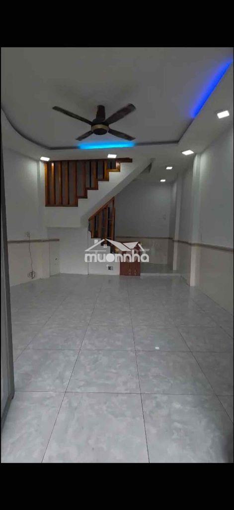 Nhà cho thuê nguyên căn giá 10tr mặt tiền đường q7 - 2
