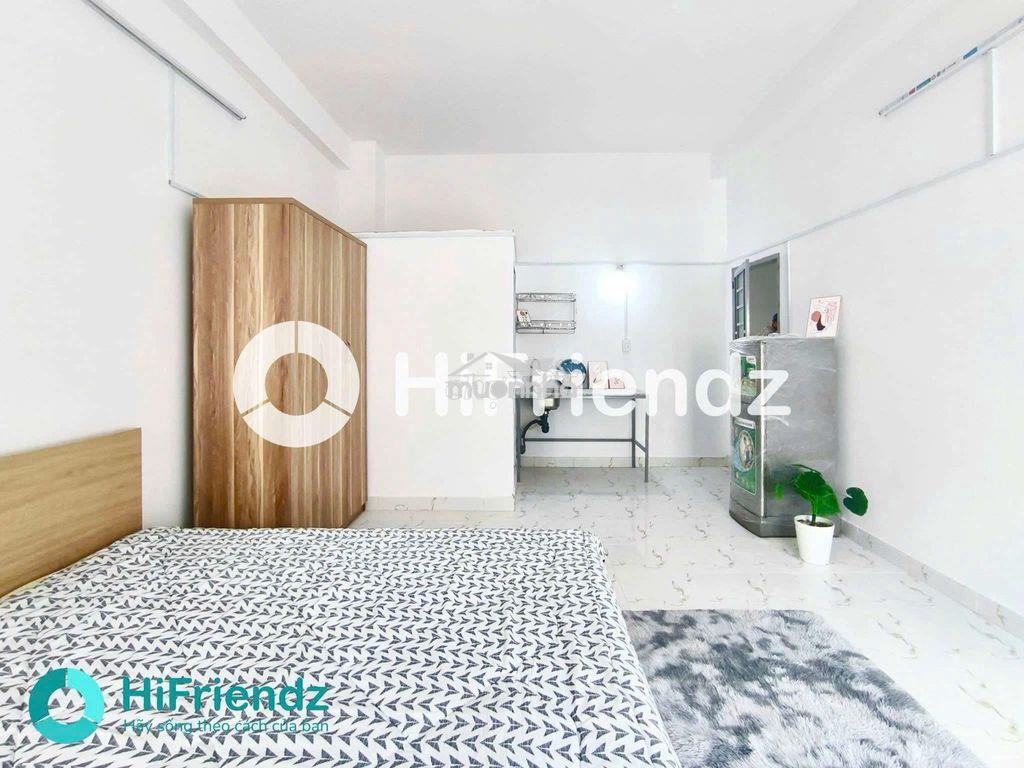 Phòng rộng hơn 40m2 có bancol thông thoáng - thang máy - Ảnh 4