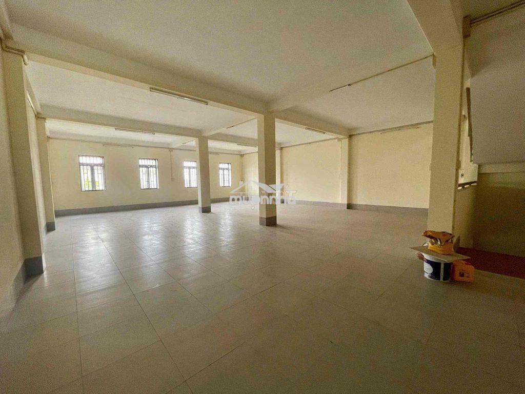 Cho thuê nhà mặt tiền khu hành chính dĩ an - bình dương - Ảnh 3
