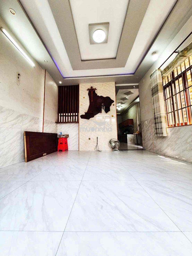 Bán gấp nhà còn mới giao ngay - Ảnh 2