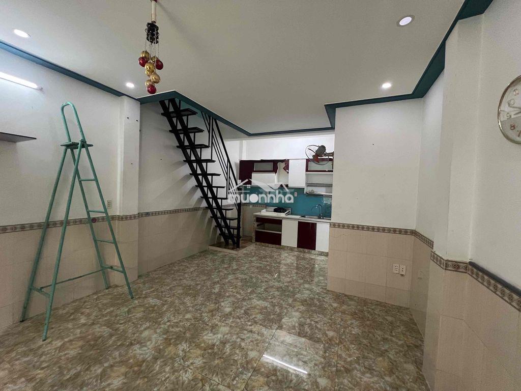 Cho thuê nhà hẻm 2,5m đường hoàng trọng mậu đi vào - Ảnh 2