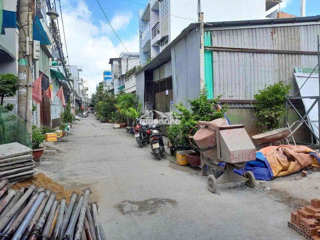 Cho thuê kho xưởng 200m2 hẻm xe tải nguyễn văn quá 10tr/tháng - Ảnh 2